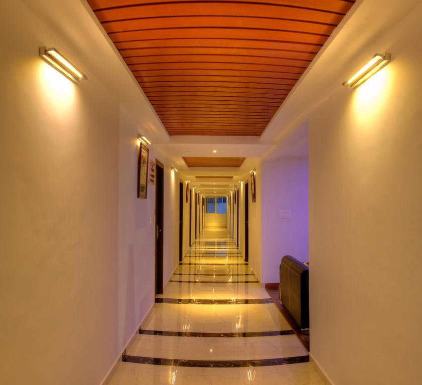 Rajmahal Hotel