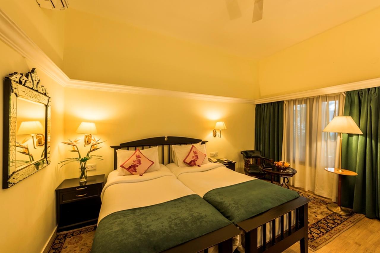 Royal Orchid Metropole 4*