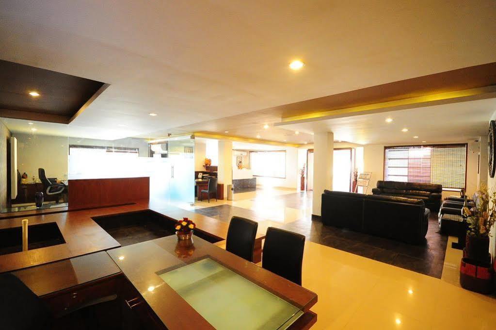 The Viceroy Comforts Hotel 3*