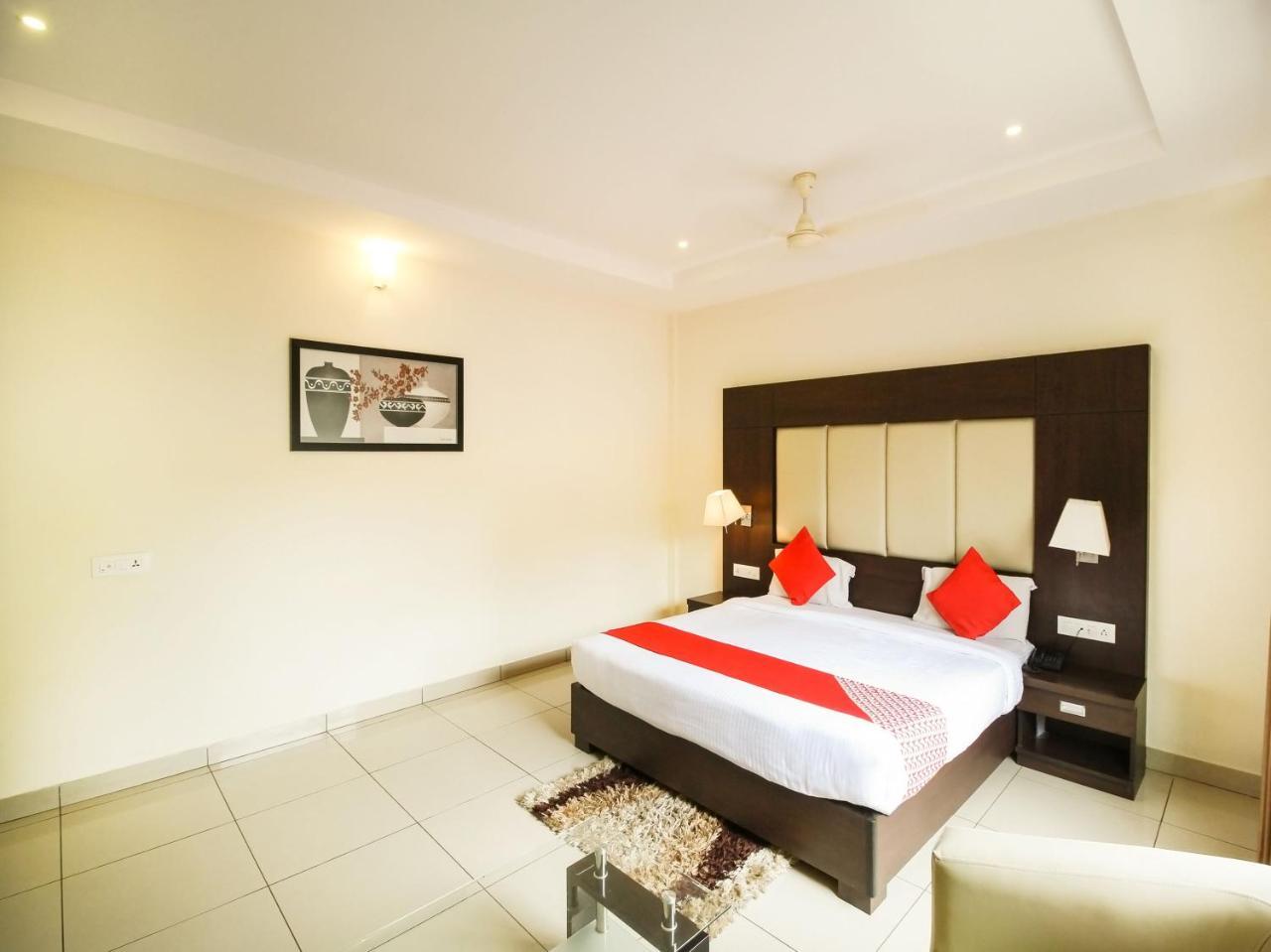Hotel Hotel Golden Castle 3*