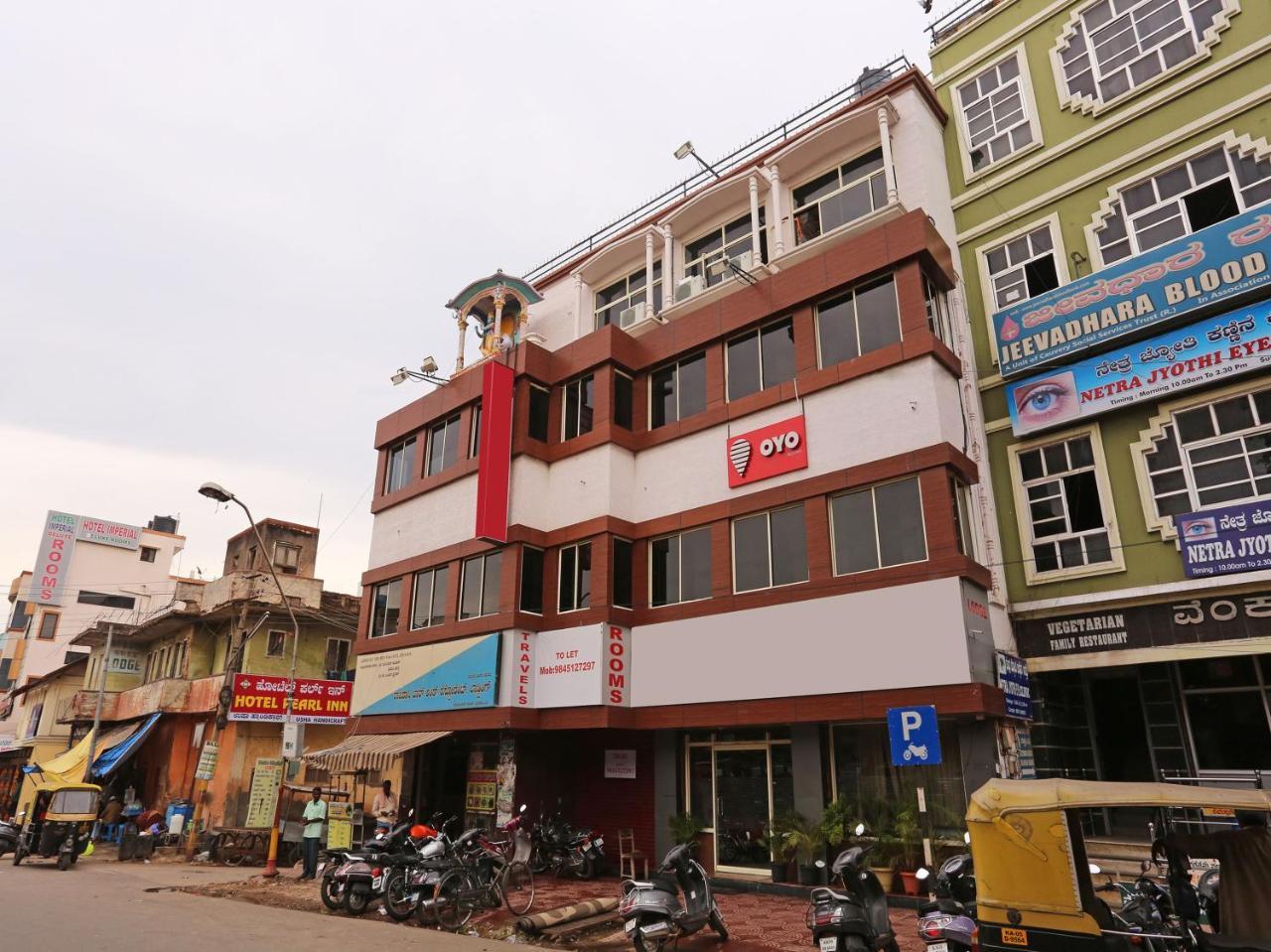 Oyo 5586 Prakash Palace Hotel Mysore