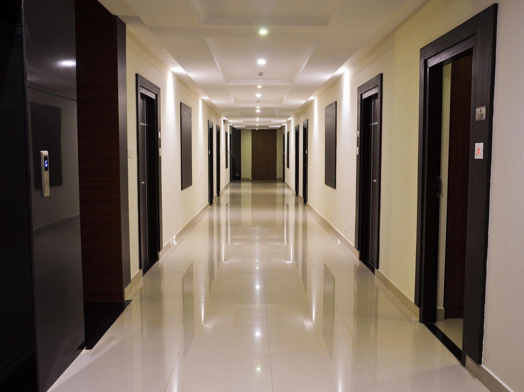 Hotel Golden Castle Hotel