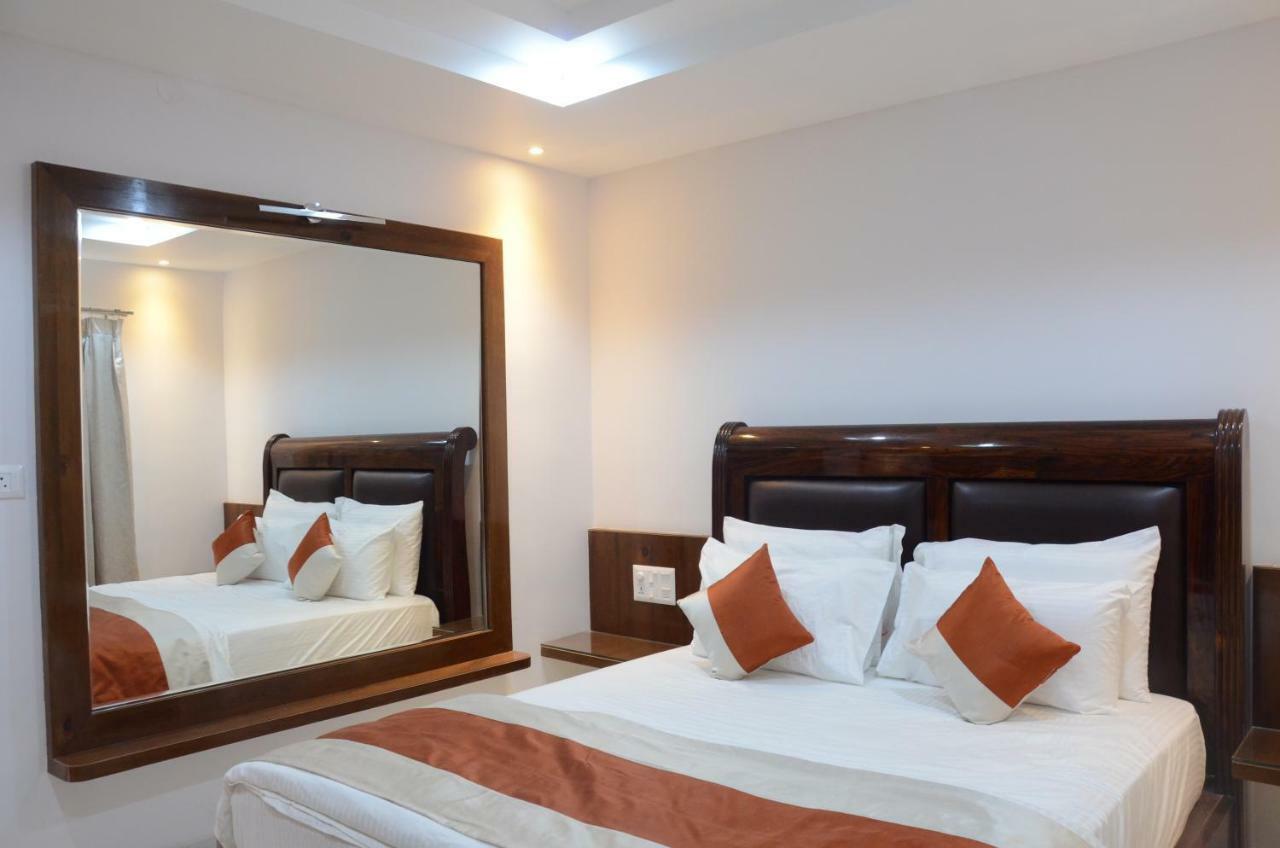 Hotel Lok Sagar