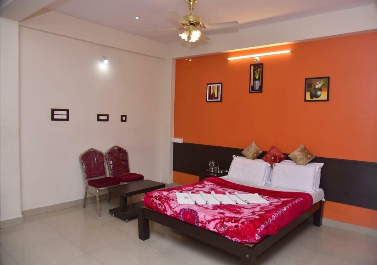 Raj Residency 2*