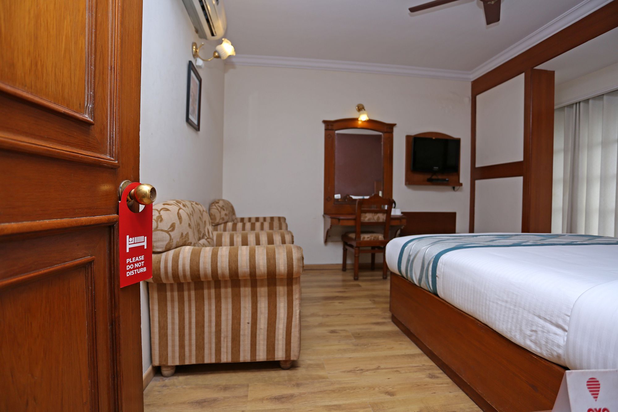 Oyo 9396 Maurya Residency Hotel Mysore