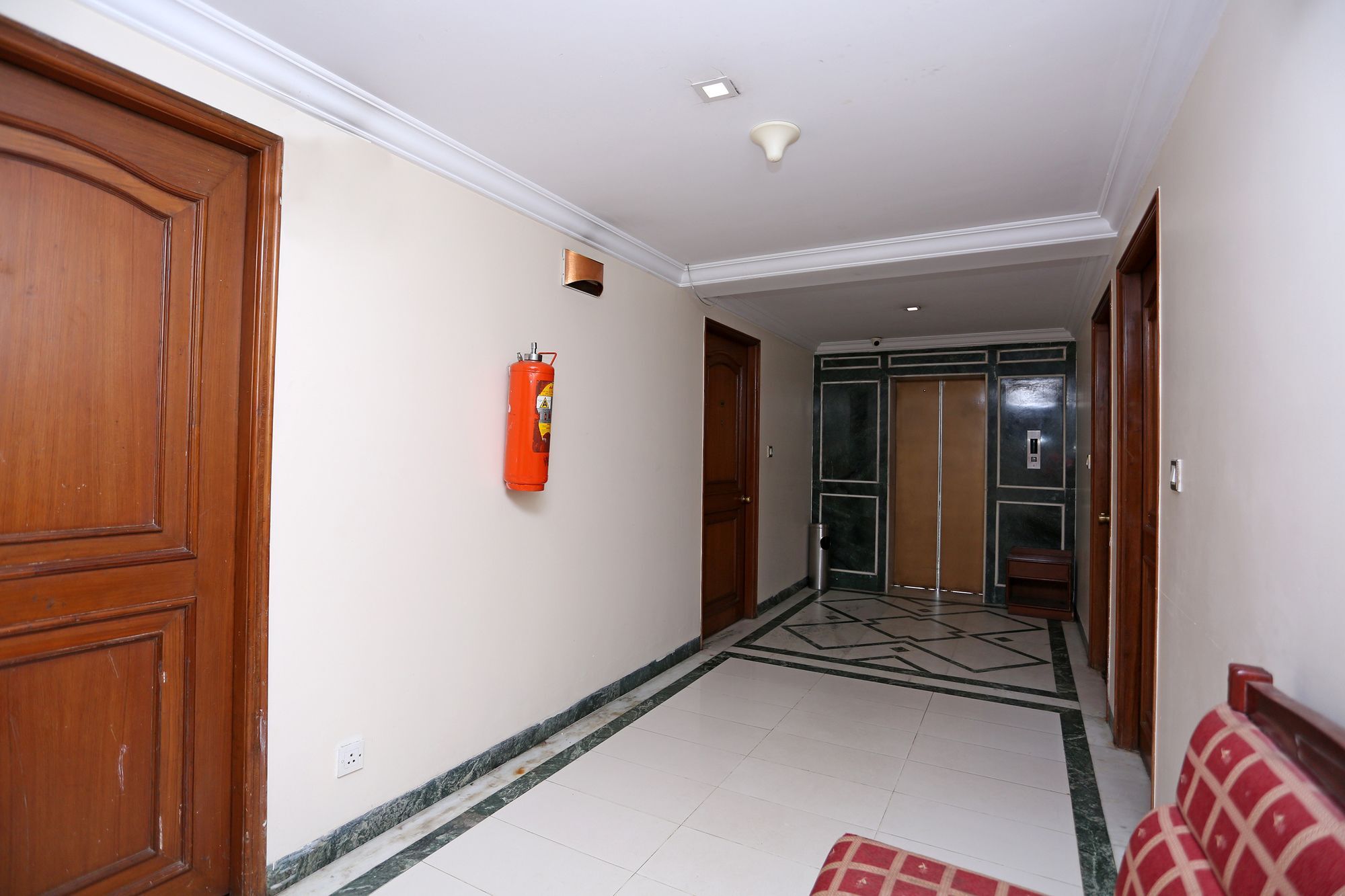 Oyo 9396 Maurya Residency Hotel
