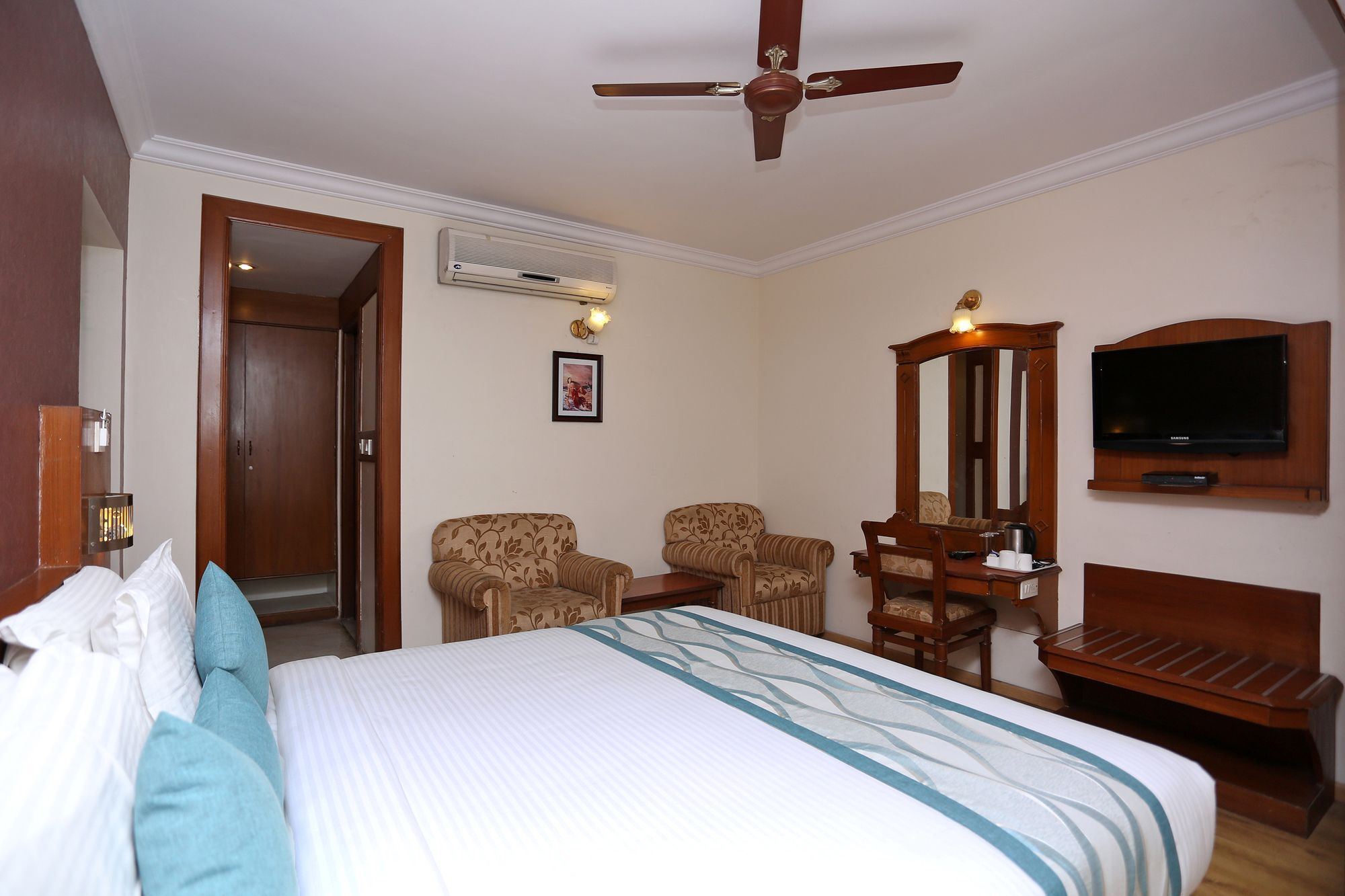 Oyo 9396 Maurya Residency Hotel Mysore
