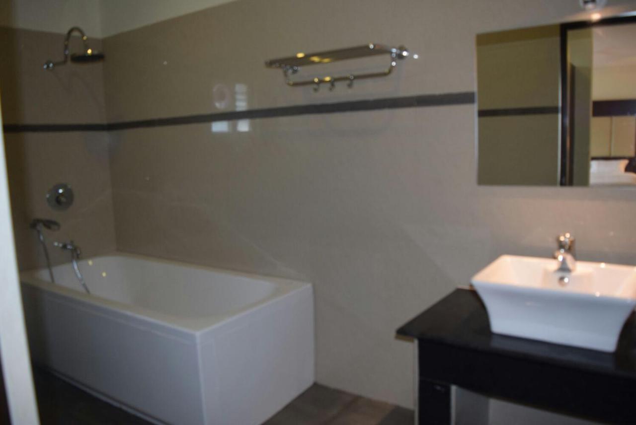 Hotel Golden Castle 3*