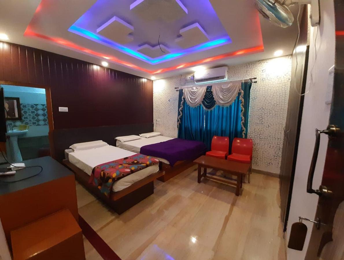 Heera Palace Hotel
