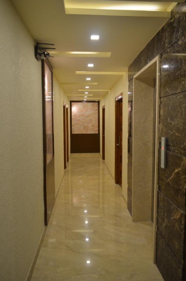 Ksr Galaxy Hotel