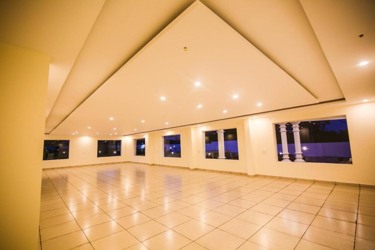 Hotel Hm 3*
