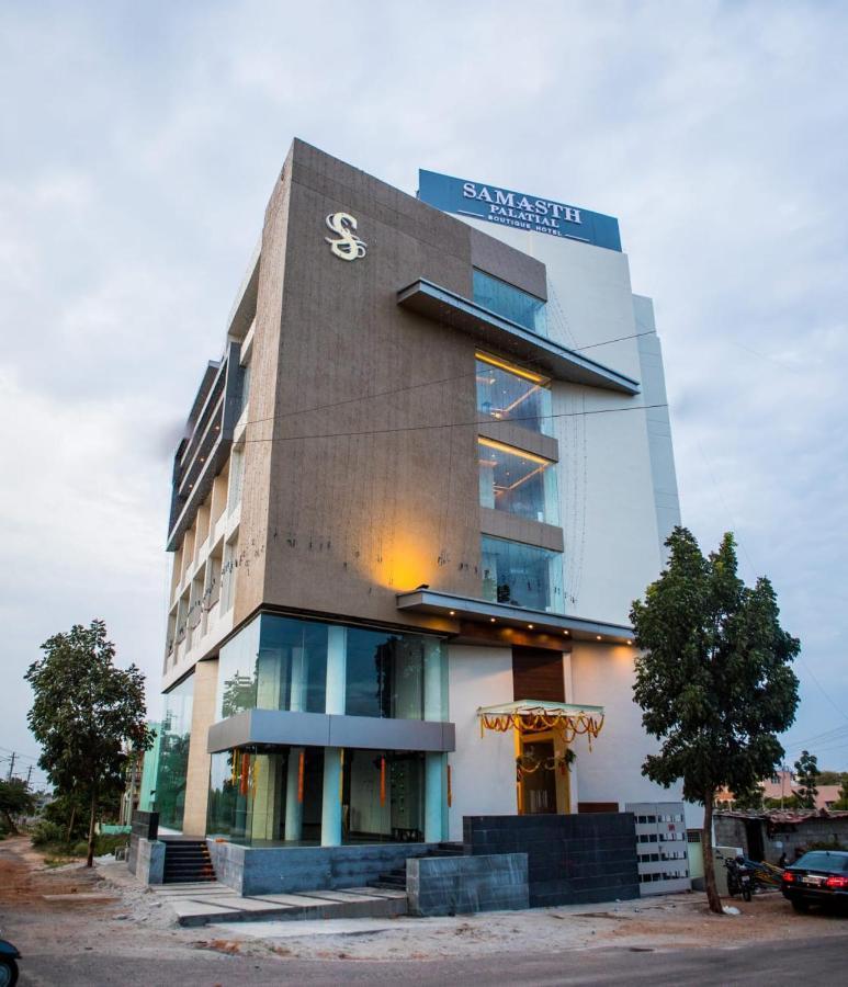Samasth Palatial Hotel