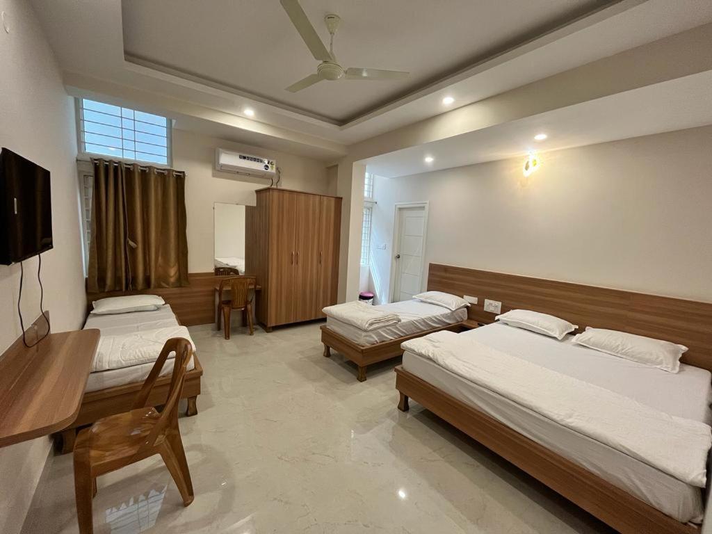 Seema Palace 1 Km From Railwaystaion Hotel Mysore