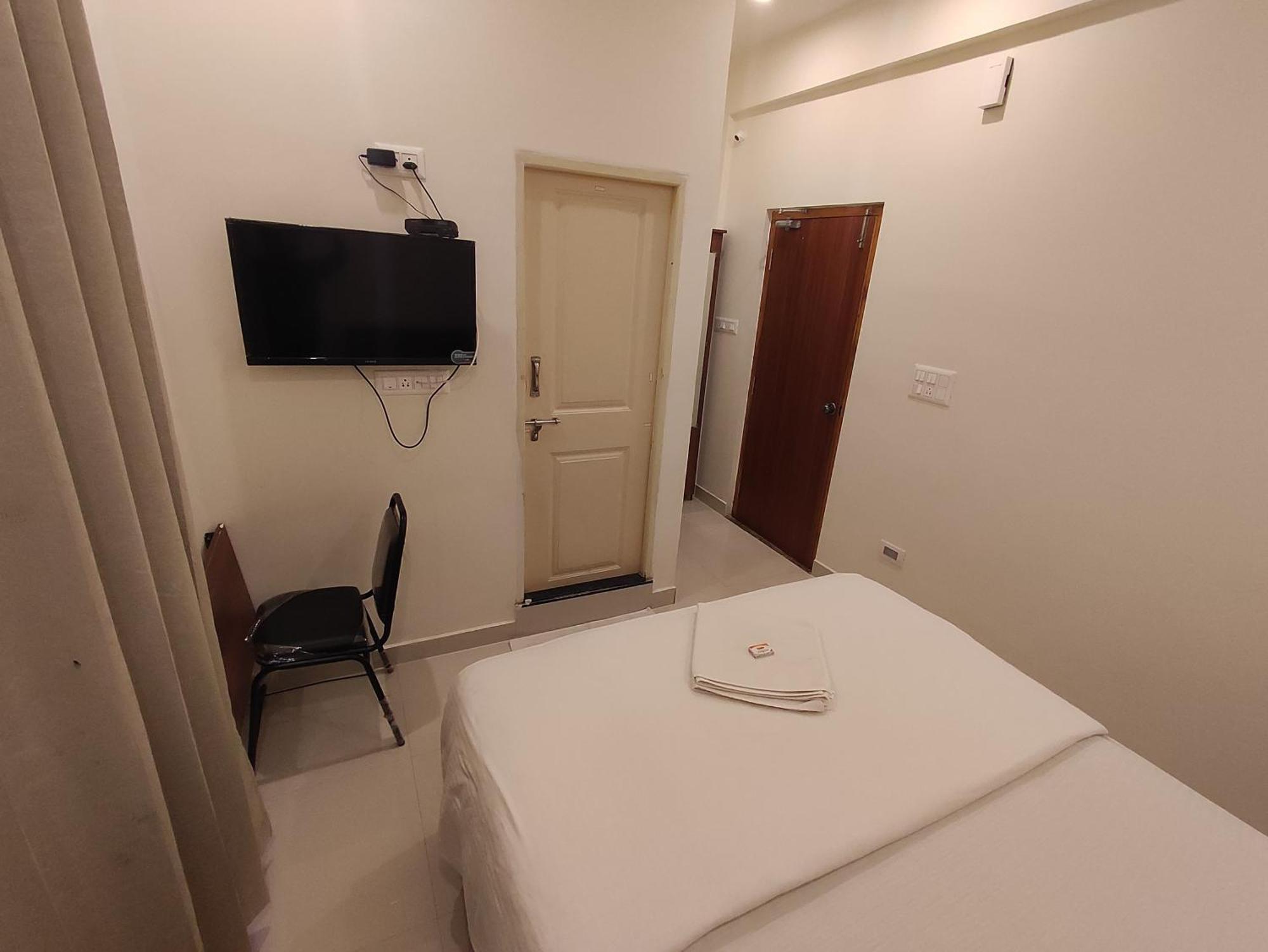 Hotel Mitra & Retreat Mysore