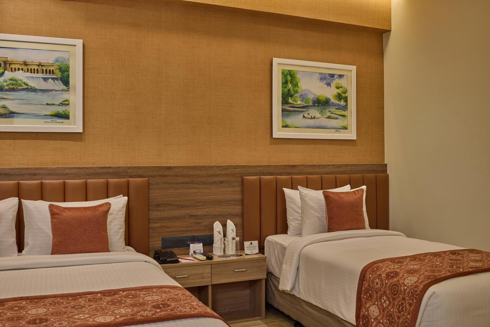 Hotel Grand Continent A Sarovar Portico Affiliate 3*