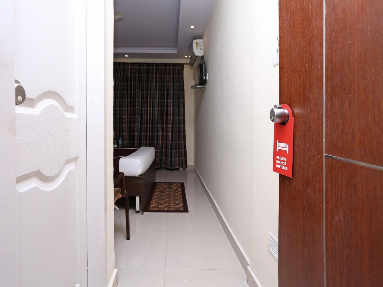 Oyo 5586 Prakash Palace 3* Mysore