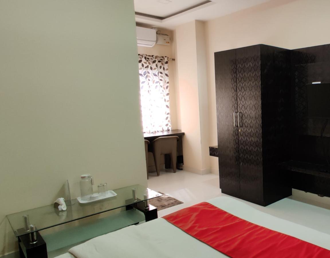 Hotel Suvarna Suits
