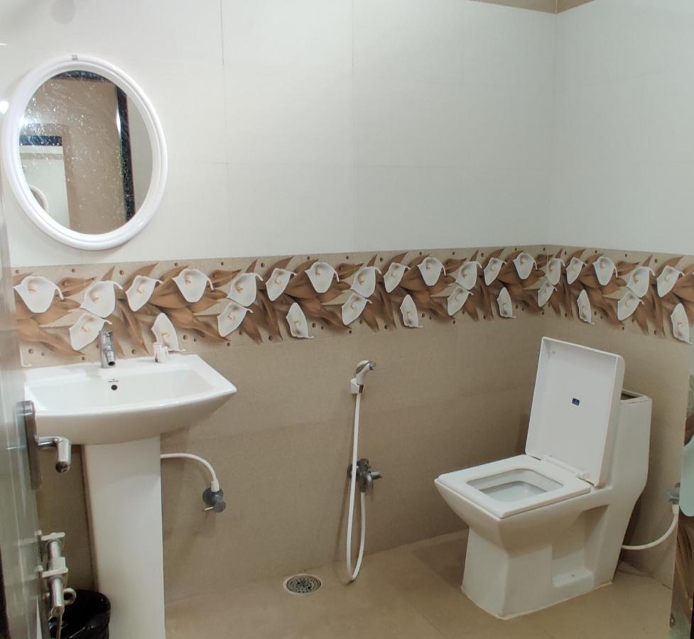 Suvarna Suits Hotel 2*