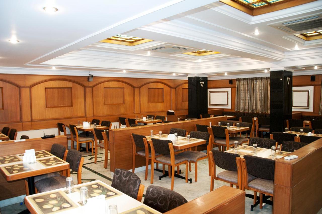 Hotel Suvarna Suits